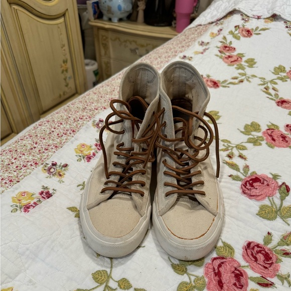 Frye shoes - Picture 1 of 3